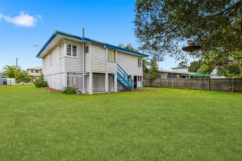 Photo - 115 Borden Street, Sherwood QLD 4075 - Image 10