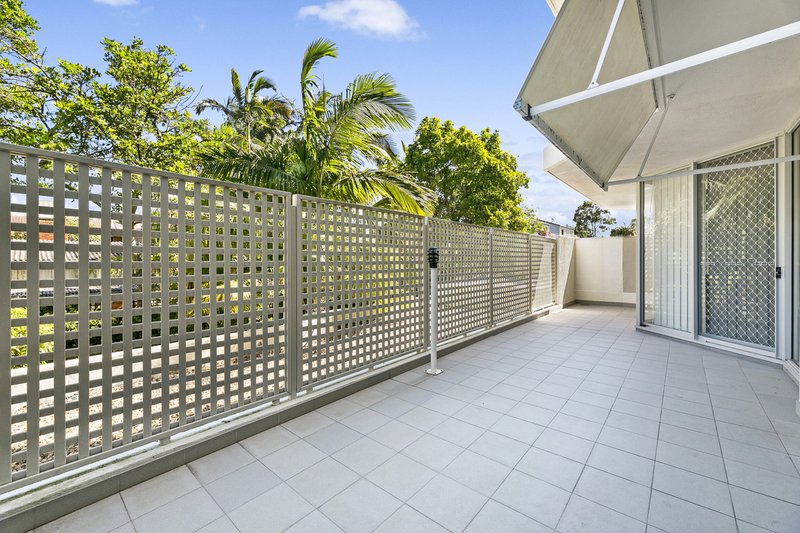 Photo - 1/15 Brighton Street, Biggera Waters QLD 4216 - Image 10