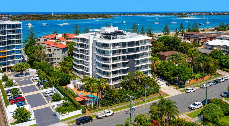 Photo - 1/15 Brighton Street, Biggera Waters QLD 4216 - Image 14