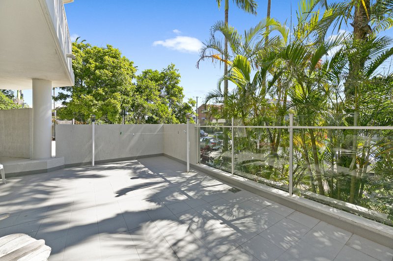 Photo - 1/15 Brighton Street, Biggera Waters QLD 4216 - Image 11