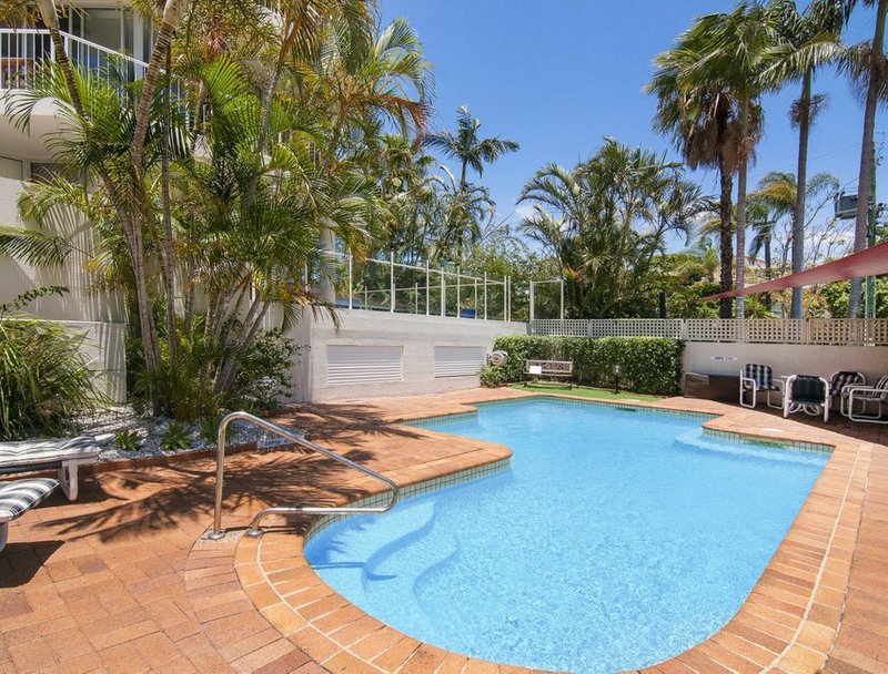 Photo - 1/15 Brighton Street, Biggera Waters QLD 4216 - Image 12