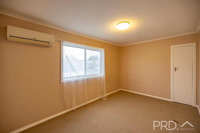 Photo - 115 Broughton Street, Tumut NSW 2720 - Image 10