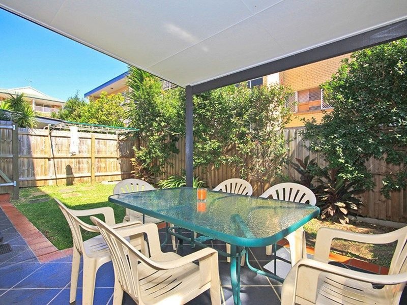 Photo - 1/15 Buckby Street, Nundah QLD 4012 - Image 8