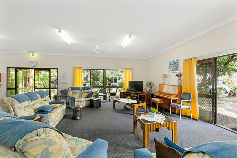 Photo - 1/15 Carmichael Place, Wynnum West QLD 4178 - Image 7