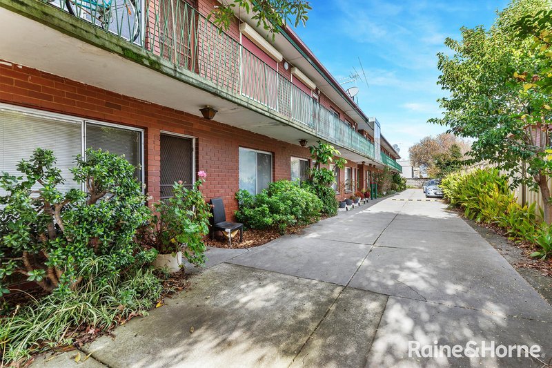 11/5 Carmichael Street, West Footscray VIC 3012