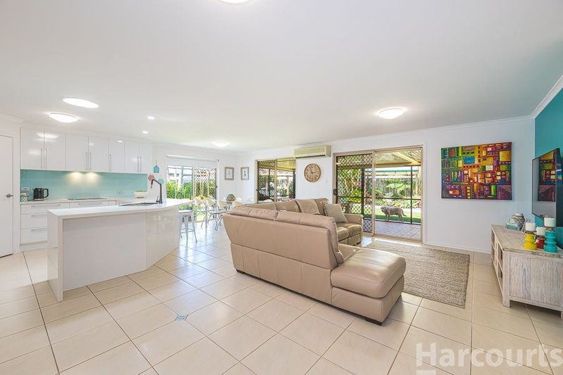 Photo - 115 Carpenter Way, Sandstone Point QLD 4511 - Image 10