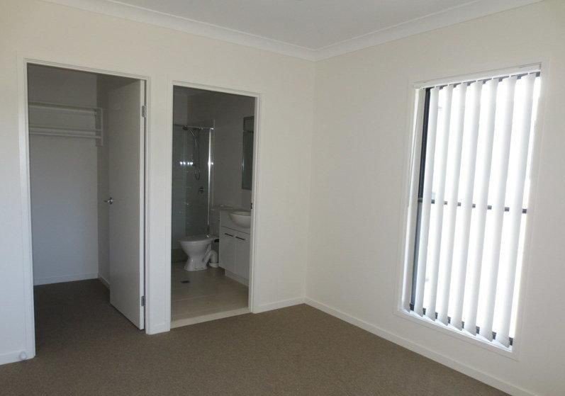 Photo - 1/15 Chrome Drive, Pimpama QLD 4209 - Image 5