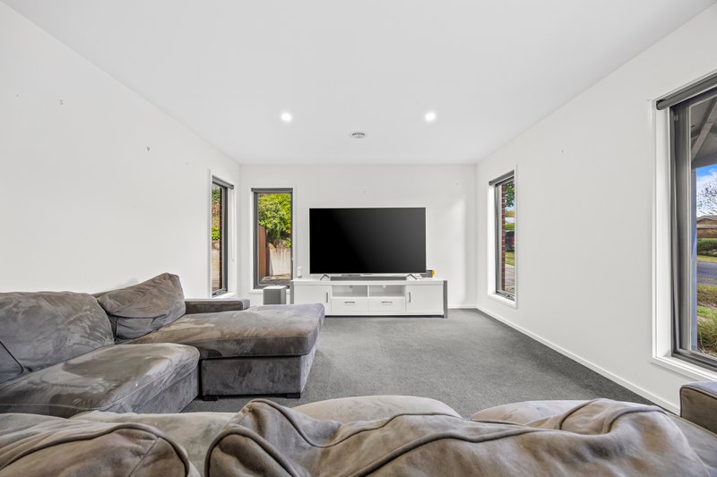 Photo - 115 Clayton Street, Golden Point VIC 3350 - Image 11