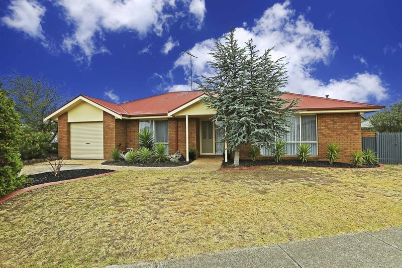 1/15 Coakley Crescent, Lovely Banks VIC 3213