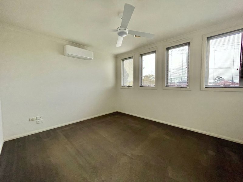 Photo - 1/15 Corrigan Avenue, Brooklyn VIC 3012 - Image 6