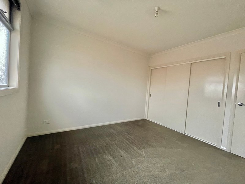 Photo - 1/15 Corrigan Avenue, Brooklyn VIC 3012 - Image 9