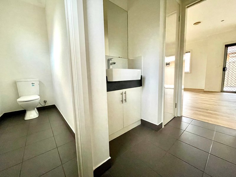 Photo - 1/15 Corrigan Avenue, Brooklyn VIC 3012 - Image 13
