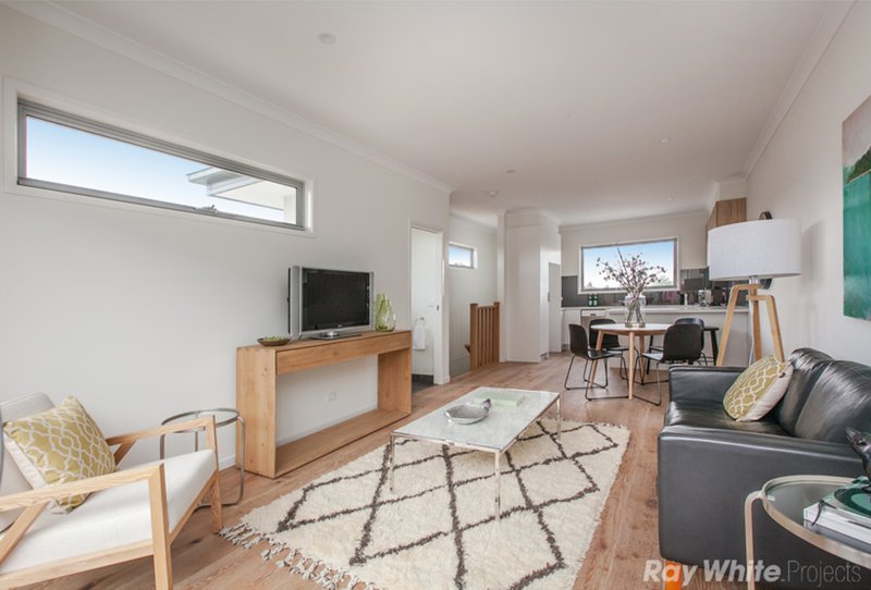 Photo - 1/15 Dennis Street, Reservoir VIC 3073 - Image 6