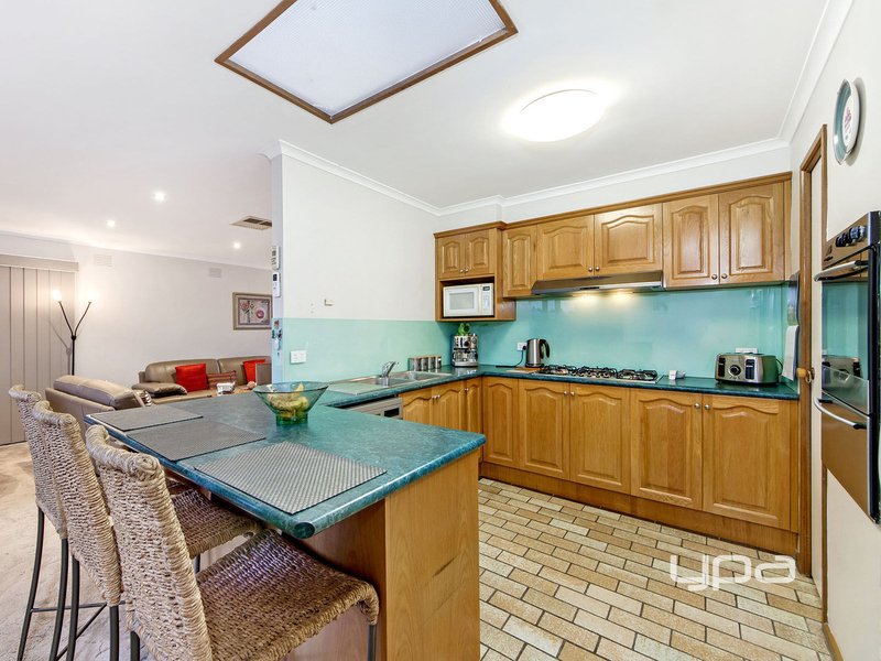 Photo - 115 Denton Avenue, St Albans VIC 3021 - Image 5