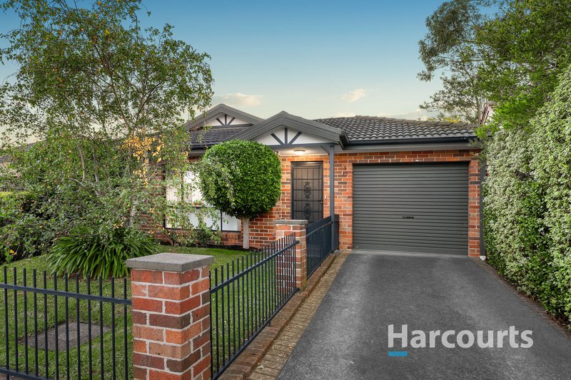 Photo - 1/15 Dermot Street, Oakleigh South VIC 3167 - Image 1
