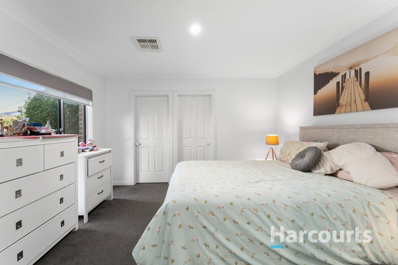 Photo - 1/15 Dermot Street, Oakleigh South VIC 3167 - Image 5