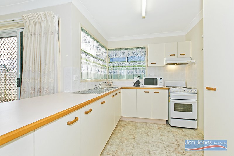 Photo - 1/15 Dix St , Redcliffe QLD 4020 - Image 8