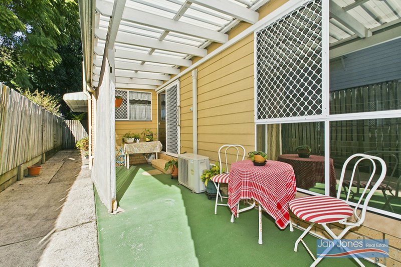 Photo - 1/15 Dix St , Redcliffe QLD 4020 - Image 12