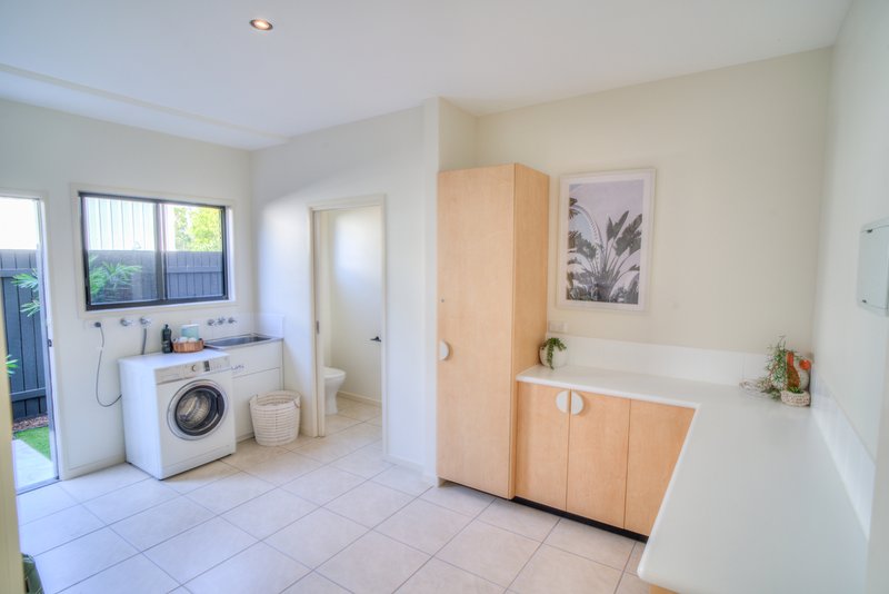 Photo - 1/15 Dolphin Court, Agnes Water QLD 4677 - Image 17