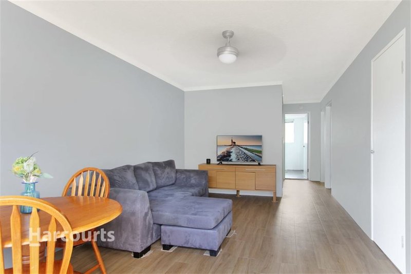 Photo - 1/15 England Street, West Wollongong NSW 2500 - Image 2