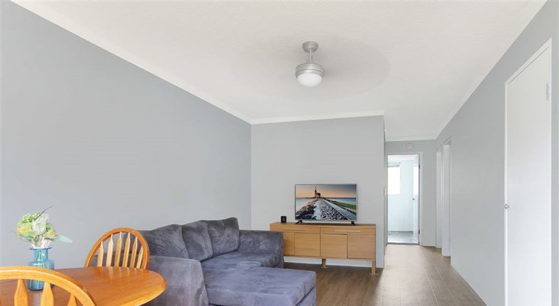 Photo - 1/15 England Street, West Wollongong NSW 2500 - Image 4