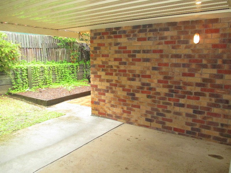 Photo - 1/15 Epala Street, Carina QLD 4152 - Image 4