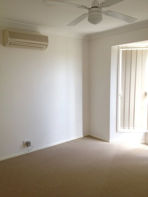 Photo - 1/15 Epala Street, Carina QLD 4152 - Image 9