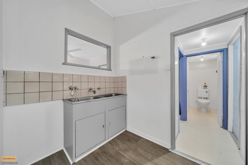 Photo - 115 Ernest Street, Innisfail QLD 4860 - Image 12