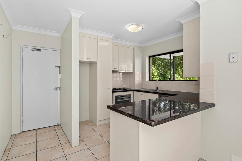 Photo - 1/15 Eskgrove Street, East Brisbane QLD 4169 - Image 8