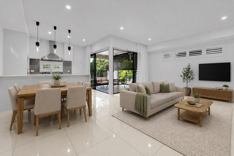 Photo - 1/15 Gary Street, Morningside QLD 4170 - Image 1