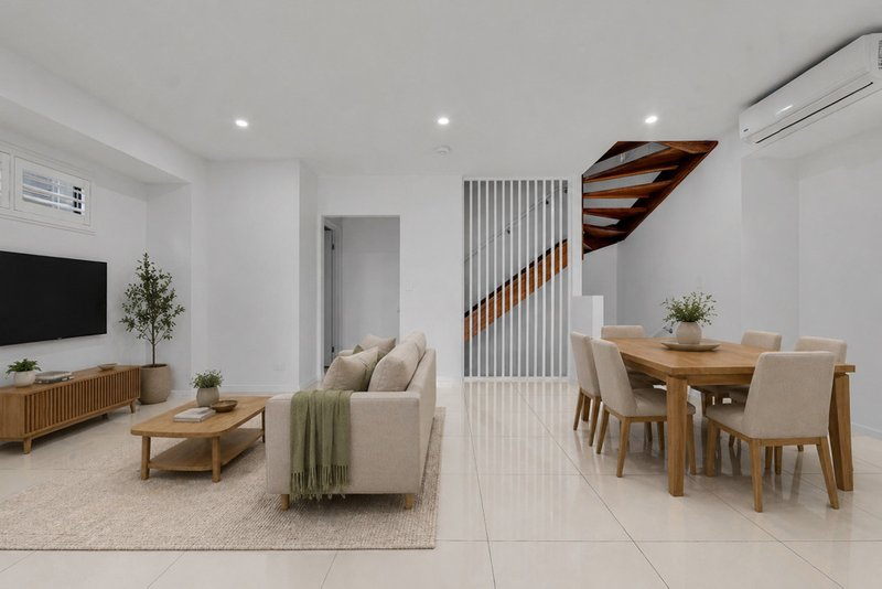 Photo - 1/15 Gary Street, Morningside QLD 4170 - Image 5