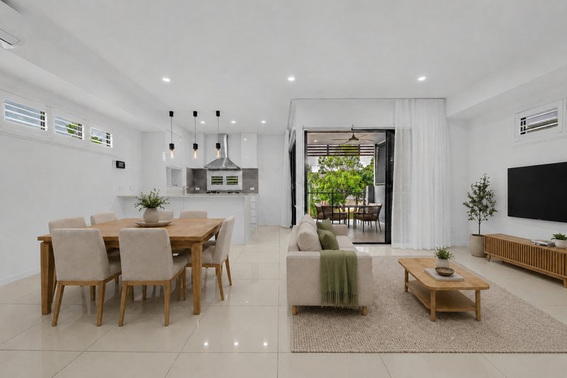 Photo - 1/15 Gary Street, Morningside QLD 4170 - Image 6