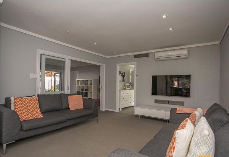 Photo - 115 Gildercliffe Street, Scarborough WA 6019 - Image 6