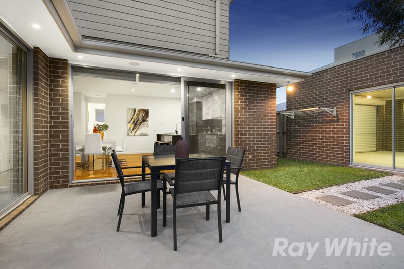 Photo - 1/15 Grandview Avenue, Mulgrave VIC 3170 - Image 10