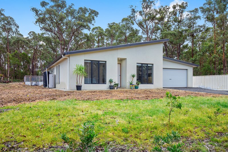 115 Grevillea Drive, Enfield VIC 3352