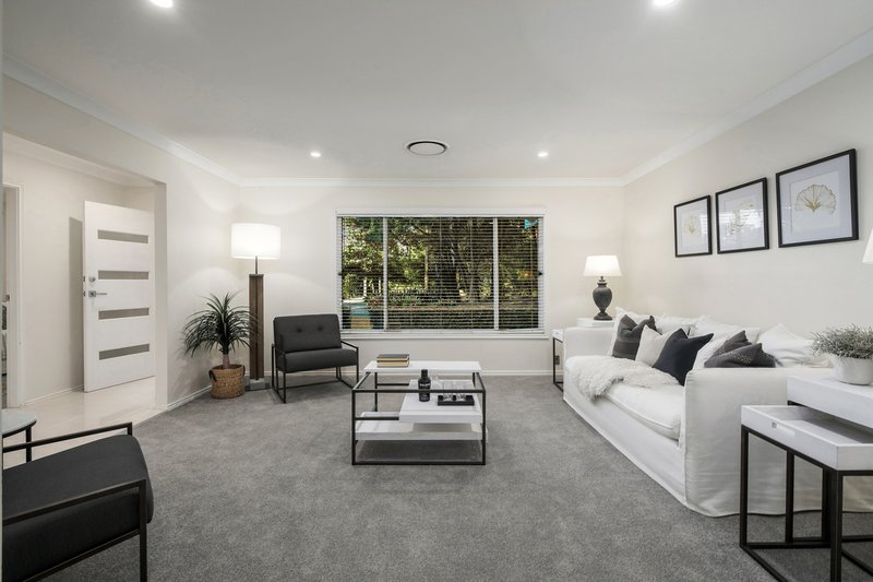 Photo - 115 Karalta Road, Erina NSW 2250 - Image 2