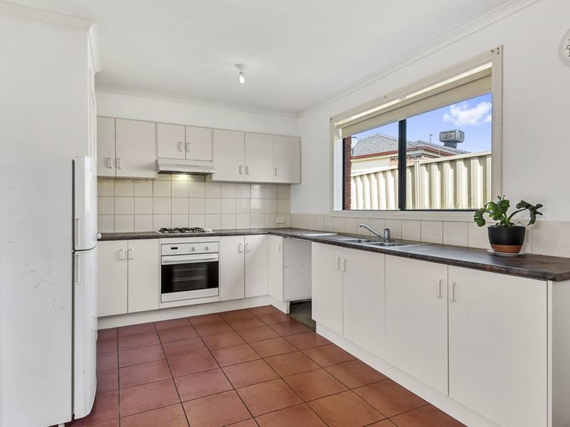 Photo - 115 Lennon Boulevard, Point Cook VIC 3030 - Image 17