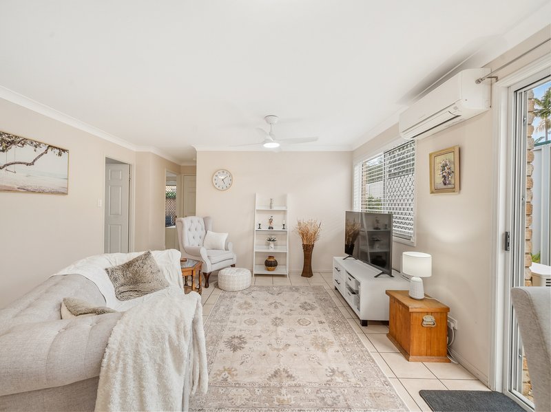 Photo - 1/15 Livermore Street, Redcliffe QLD 4020 - Image 6