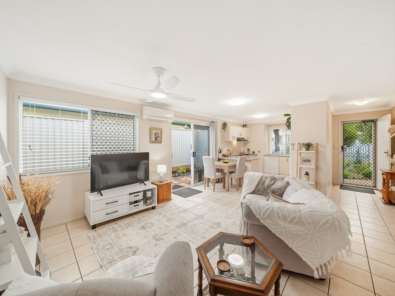 Photo - 1/15 Livermore Street, Redcliffe QLD 4020 - Image 7