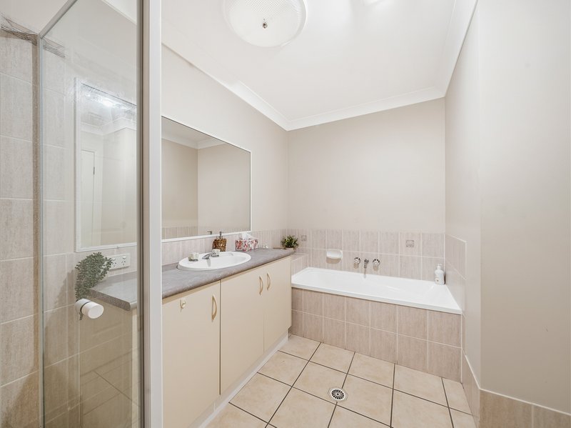 Photo - 1/15 Livermore Street, Redcliffe QLD 4020 - Image 11