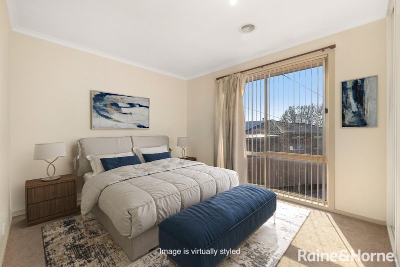 Photo - 1/15 Mallee Crescent, Queanbeyan NSW 2620 - Image 6