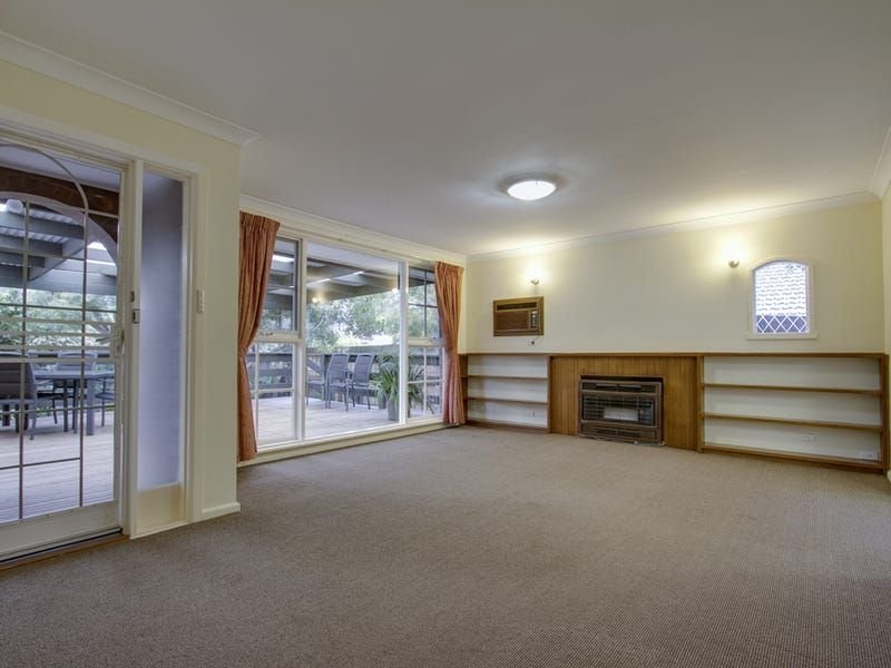 Photo - 1/15 Margaret Avenue, Bayswater VIC 3153 - Image 3