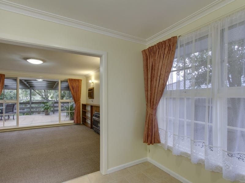 Photo - 1/15 Margaret Avenue, Bayswater VIC 3153 - Image 4