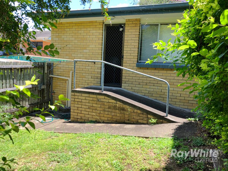 Photo - 1/15 Milne Street, Clayfield QLD 4011 - Image 11