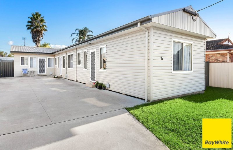 Photo - 1/15 Moran Avenue, Dapto NSW 2530 - Image 2