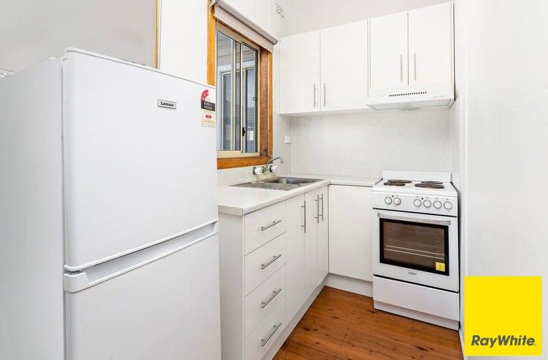 Photo - 1/15 Moran Avenue, Dapto NSW 2530 - Image 4