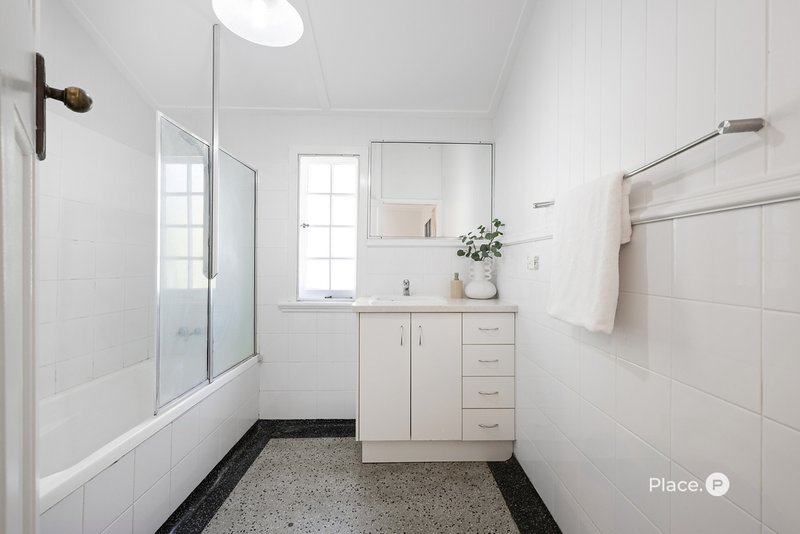 Photo - 115 Norman Avenue, Norman Park QLD 4170 - Image 17