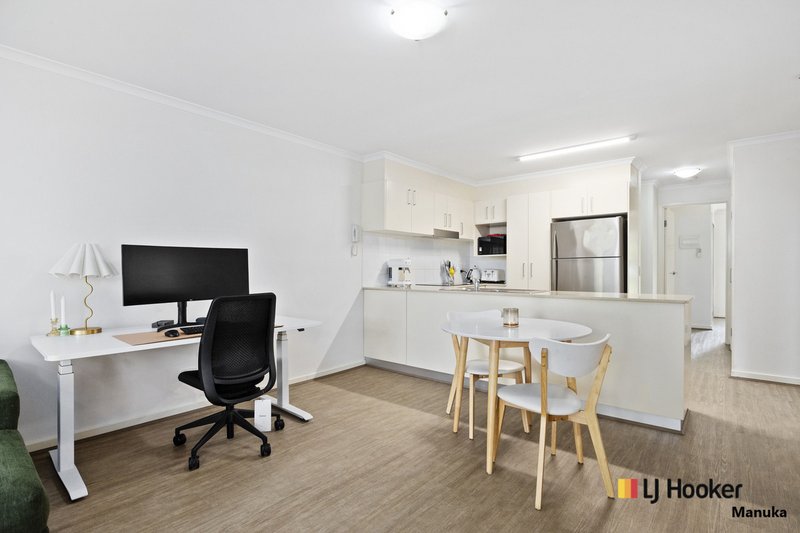 Photo - 1/15 Oliver Street, Lyneham ACT 2602 - Image 5