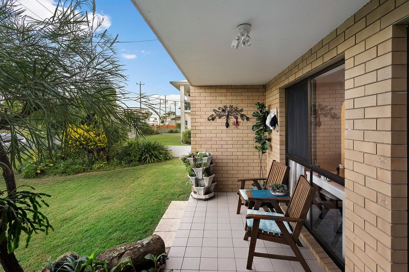 Photo - 1/15 Palm Avenue, Bongaree QLD 4507 - Image 10