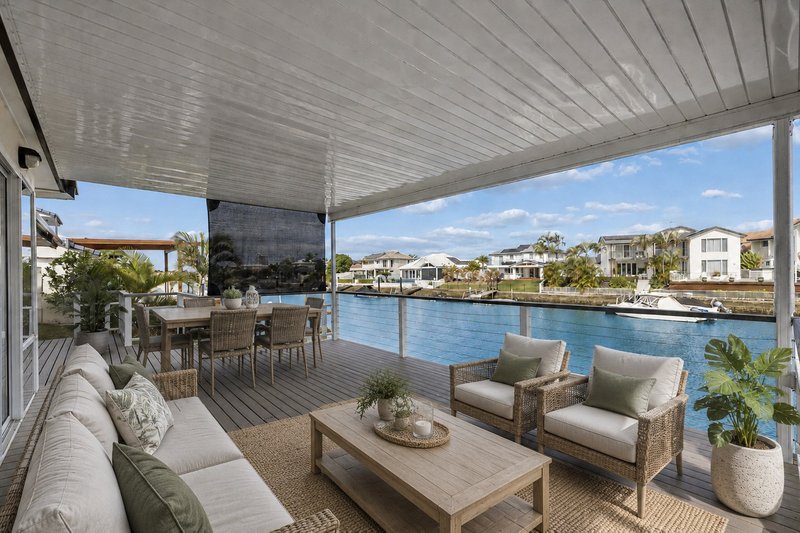 Photo - 115 Pebble Beach Drive, Runaway Bay QLD 4216 - Image 16